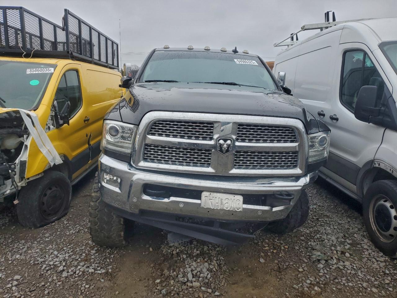 2018 RAM 3500 LARAMIE photo 9
