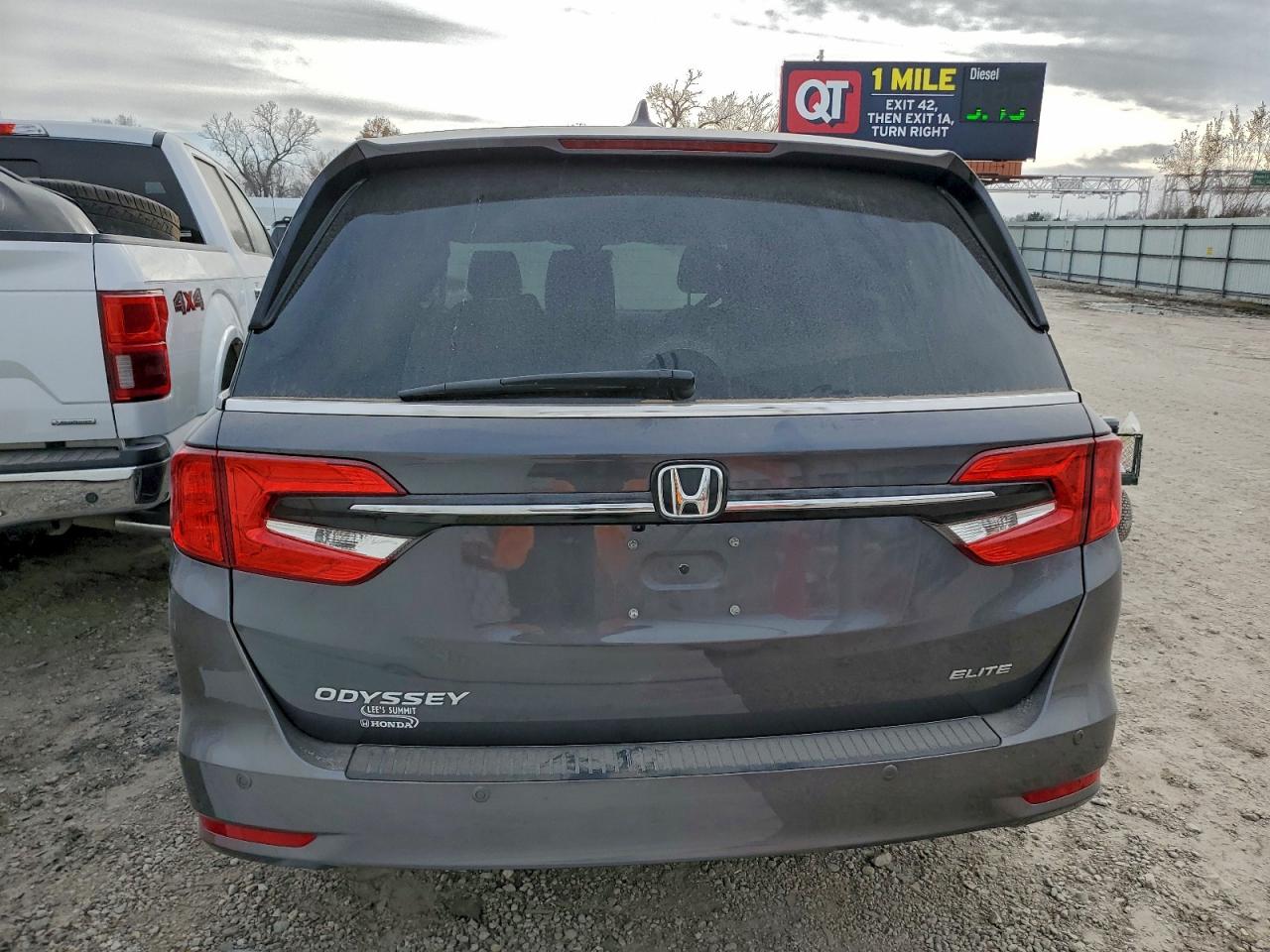 2023 HONDA ODYSSEY ELITE photo 6
