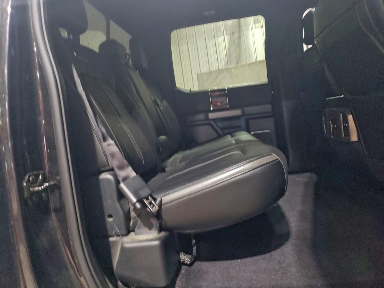 2015 FORD F150 SUPERCREW photo 28
