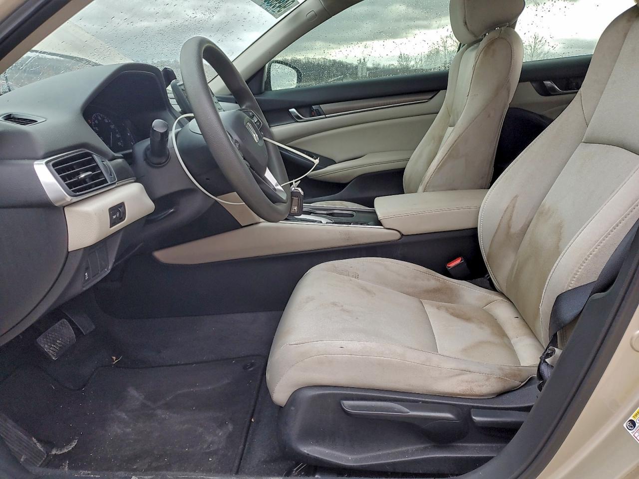 2020 HONDA ACCORD LX photo 7
