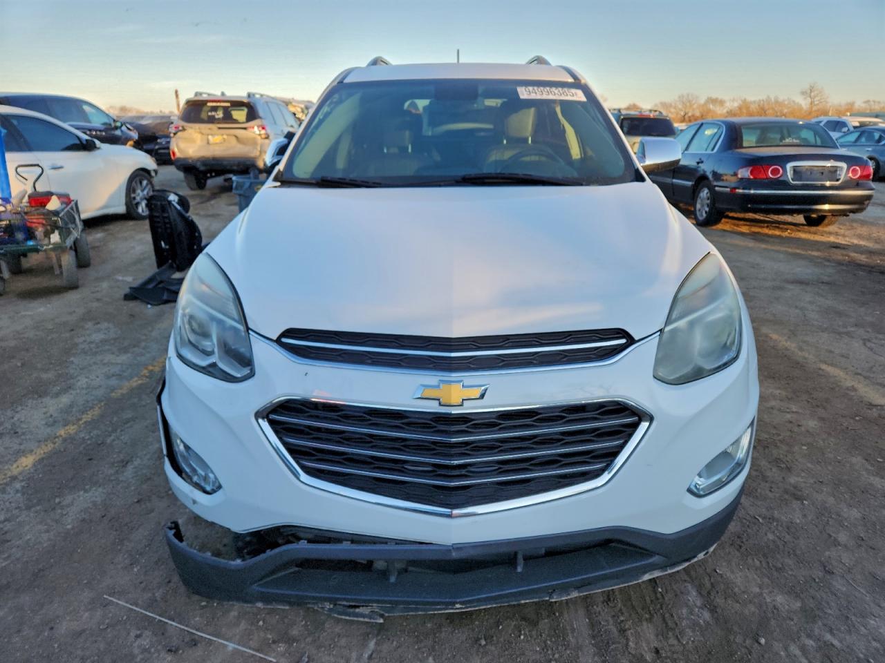2017 CHEVROLET EQUINOX PREMIER photo 5