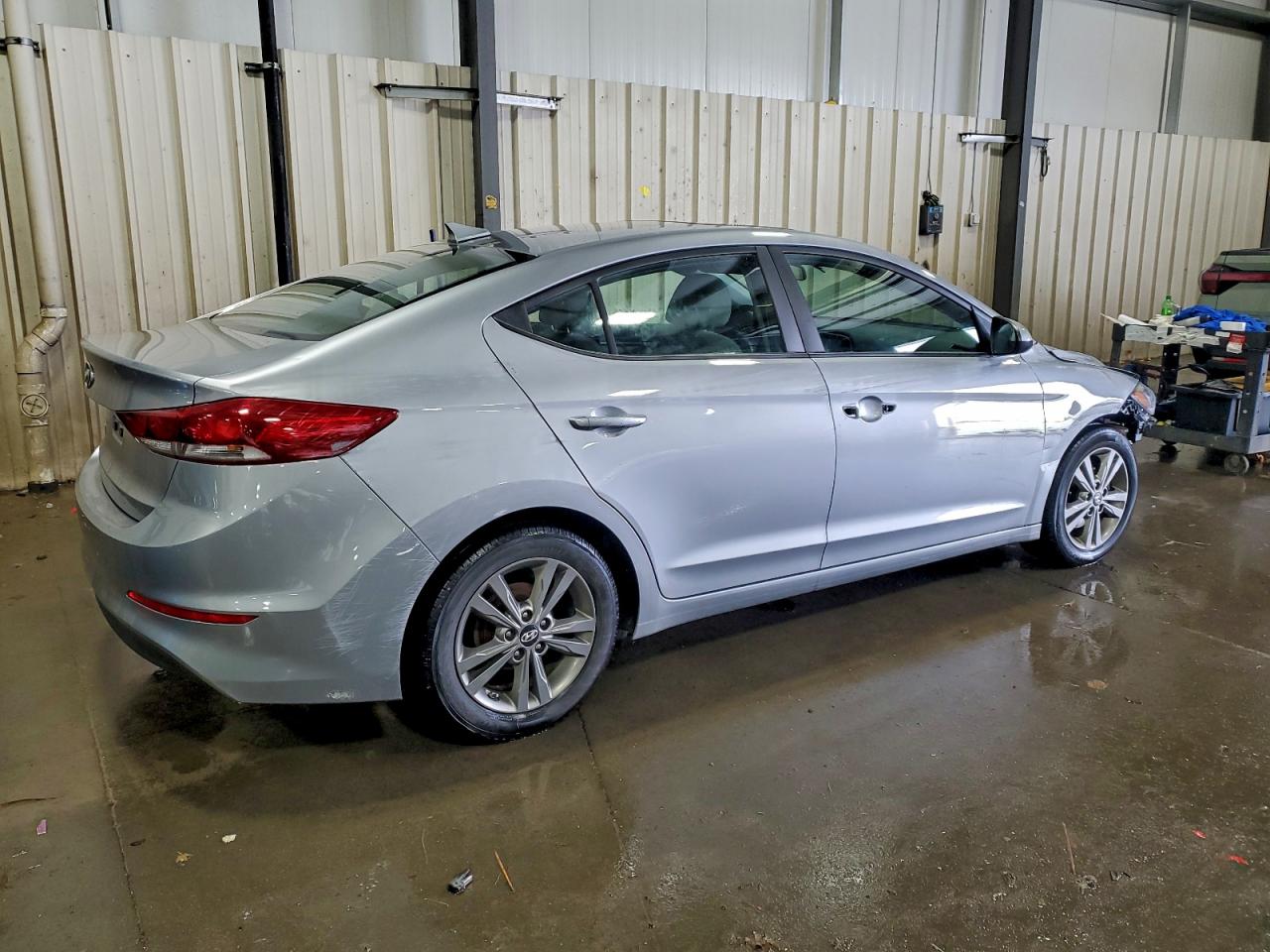 2017 HYUNDAI ELANTRA SE photo 7