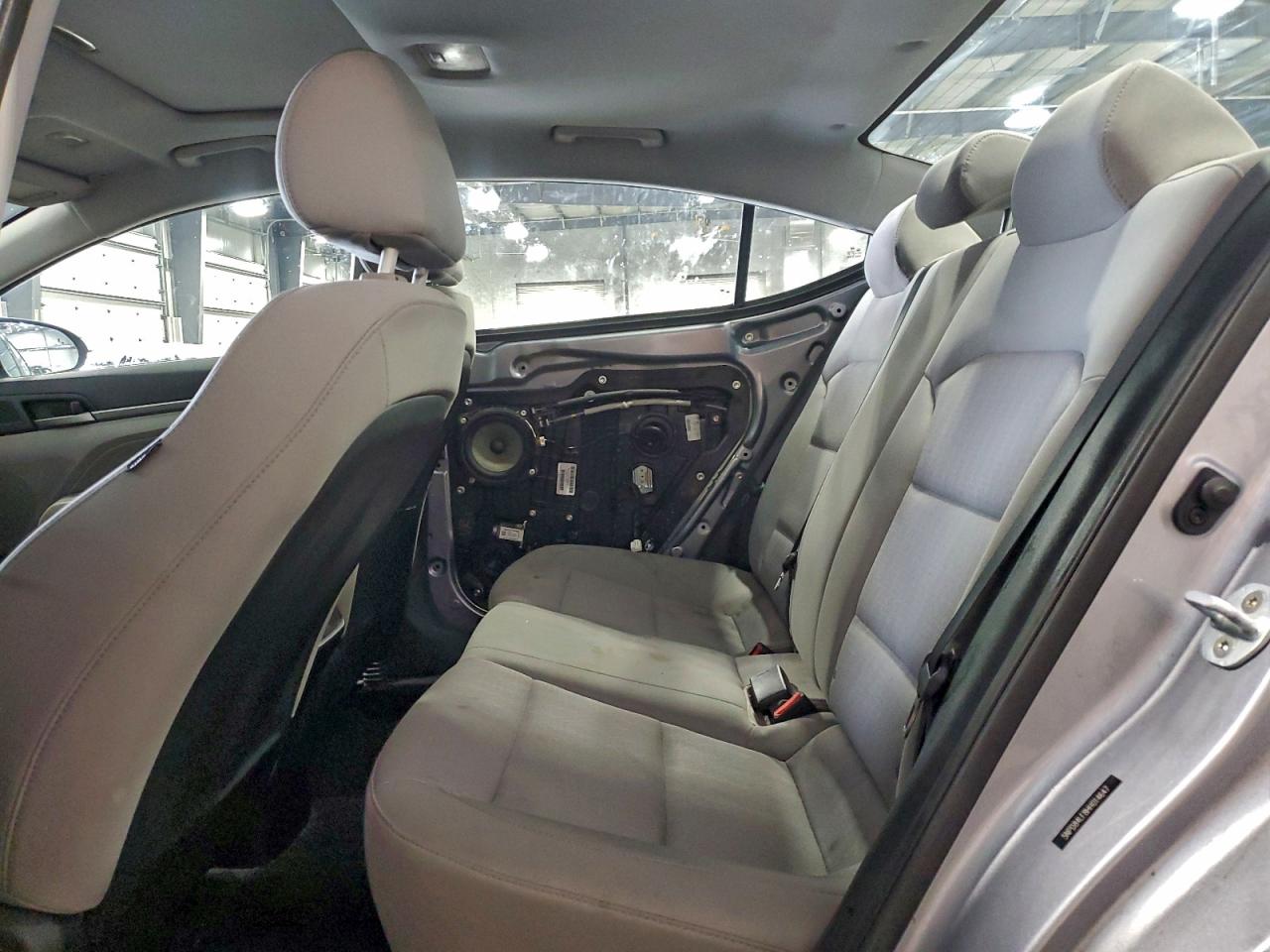 2017 HYUNDAI ELANTRA SE photo 28