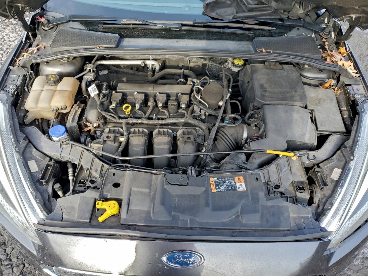 2015 FORD FOCUS SE photo 21