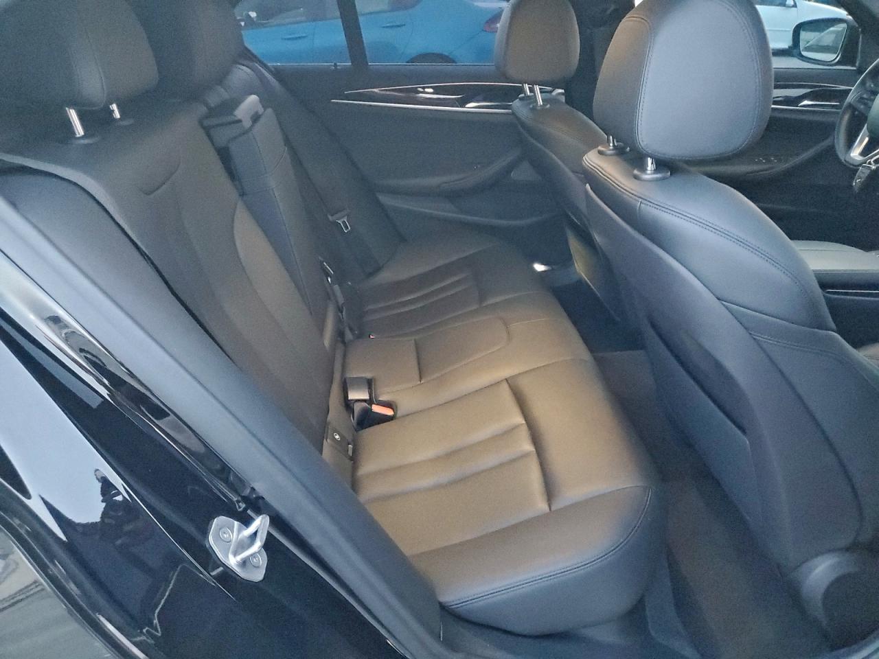 2020 BMW 530E photo 10