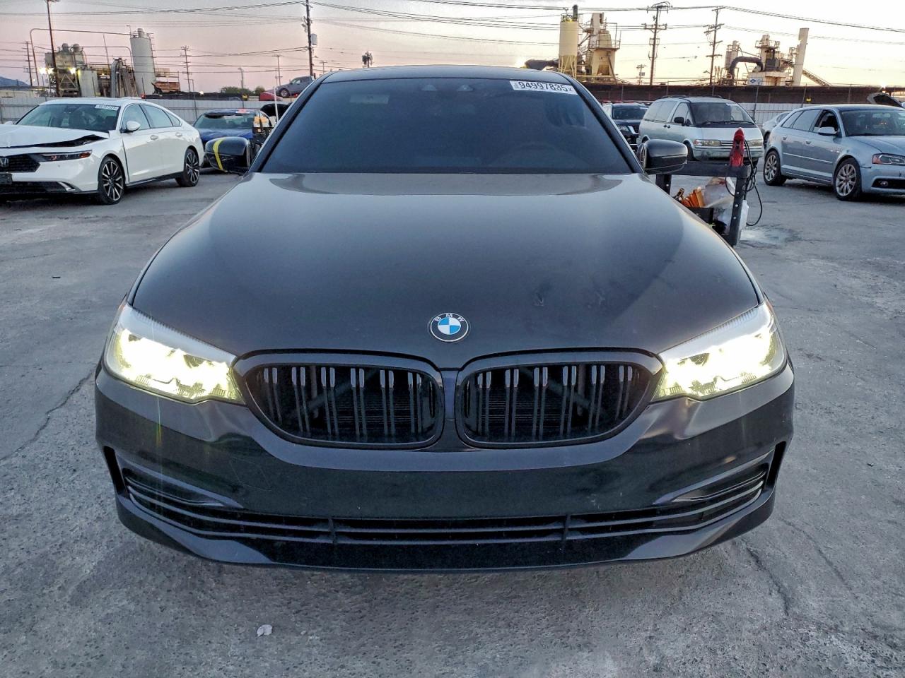 2020 BMW 530E photo 5
