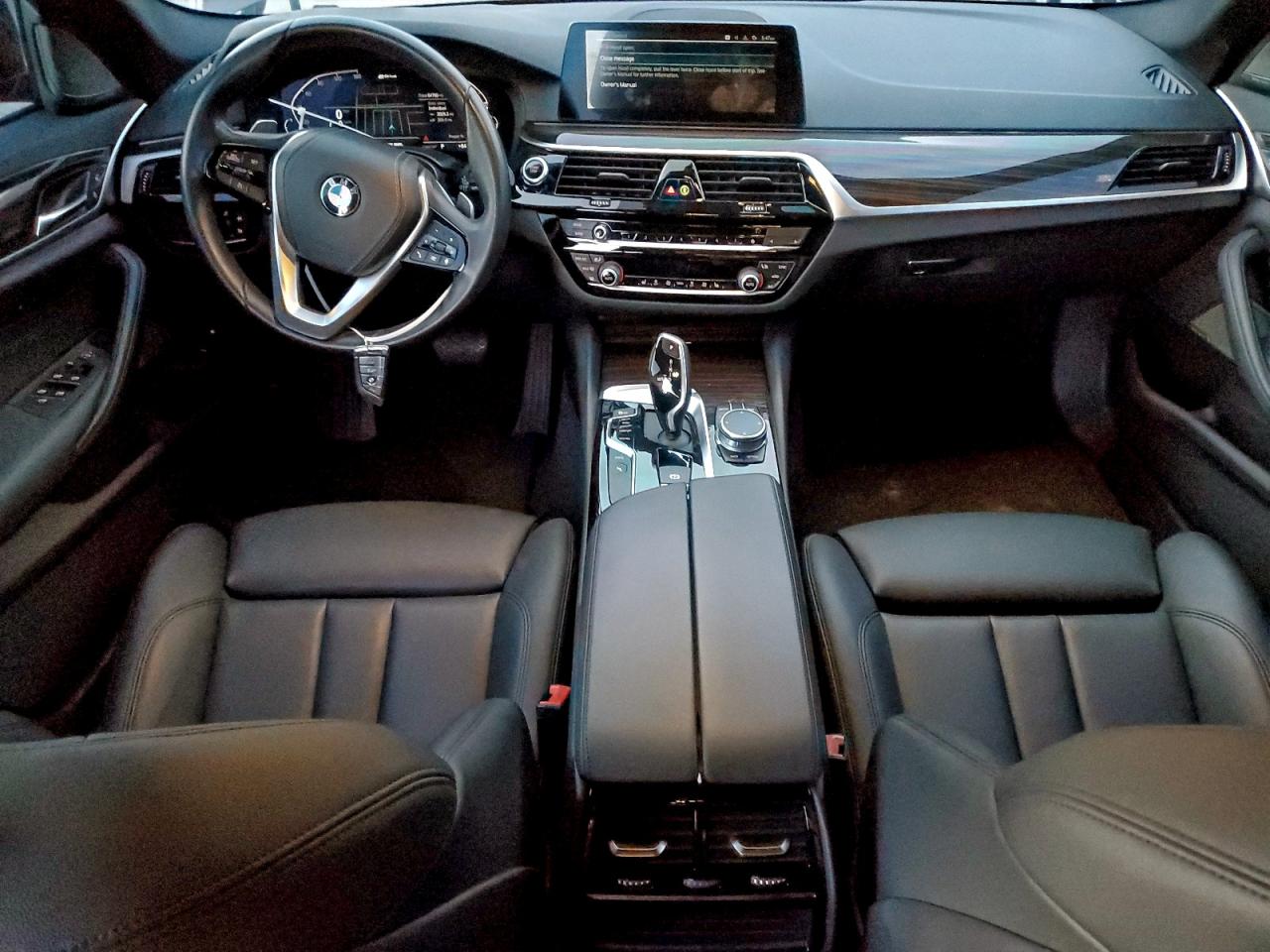 2020 BMW 530E photo 8