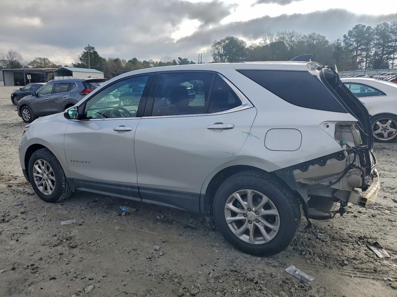 2019 CHEVROLET EQUINOX LT photo 4