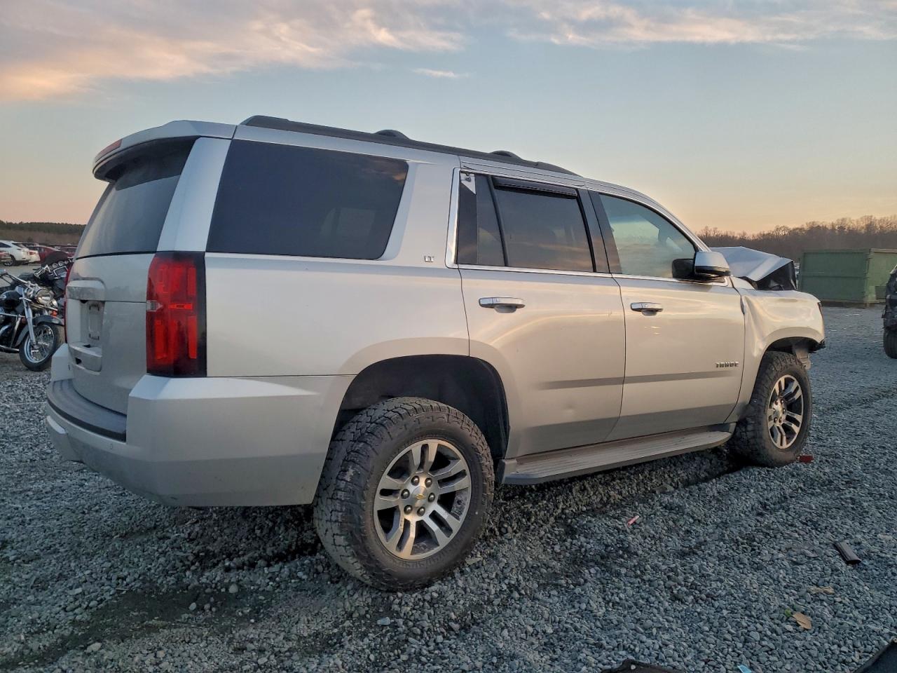 2015 CHEVROLET TAHOE K1500 LT photo 3