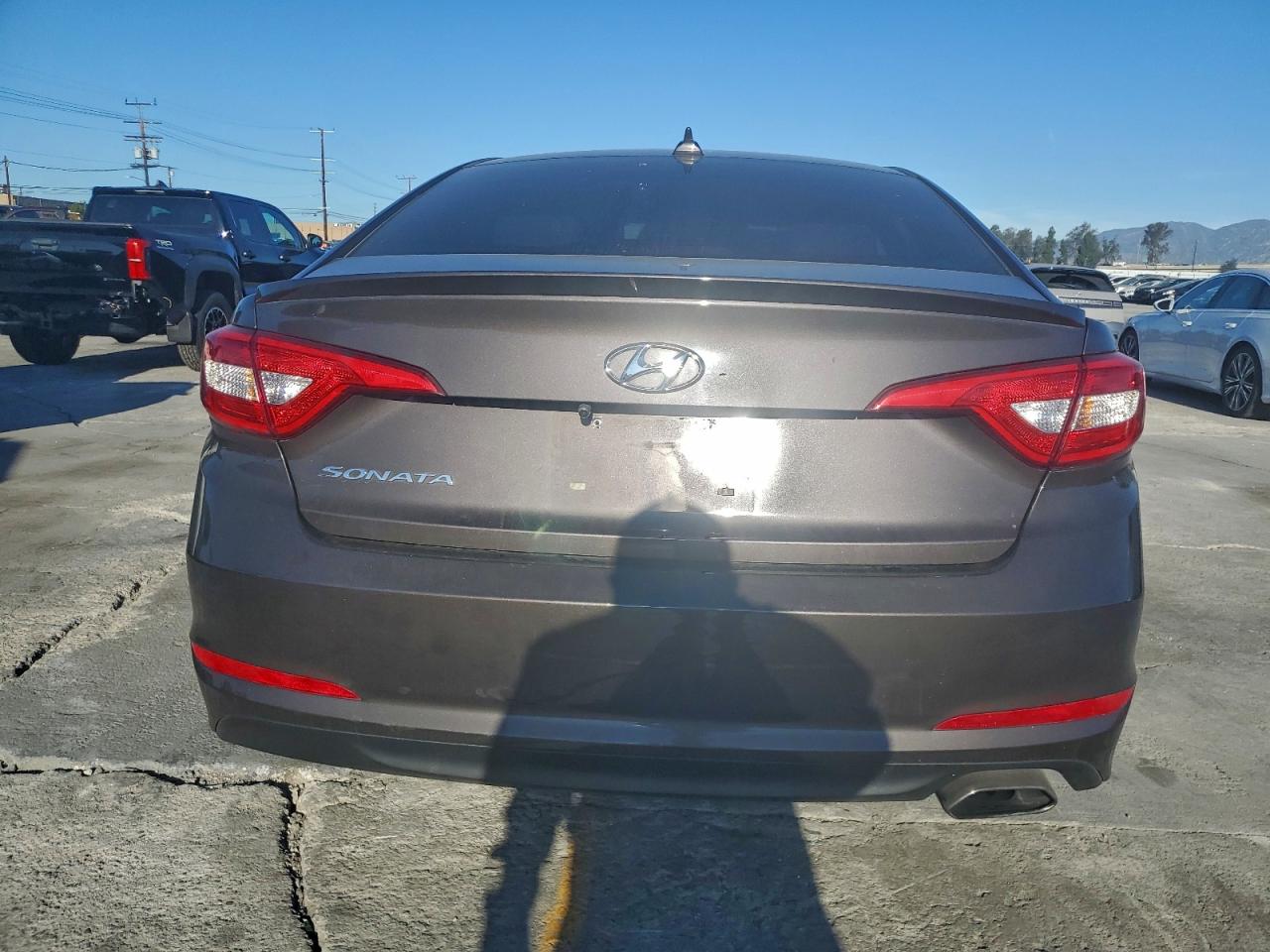 2015 HYUNDAI SONATA photo 6