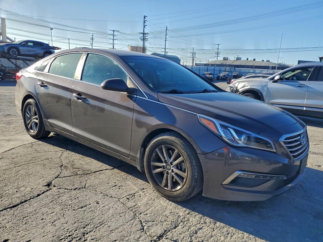 2015 HYUNDAI SONATA photo 4