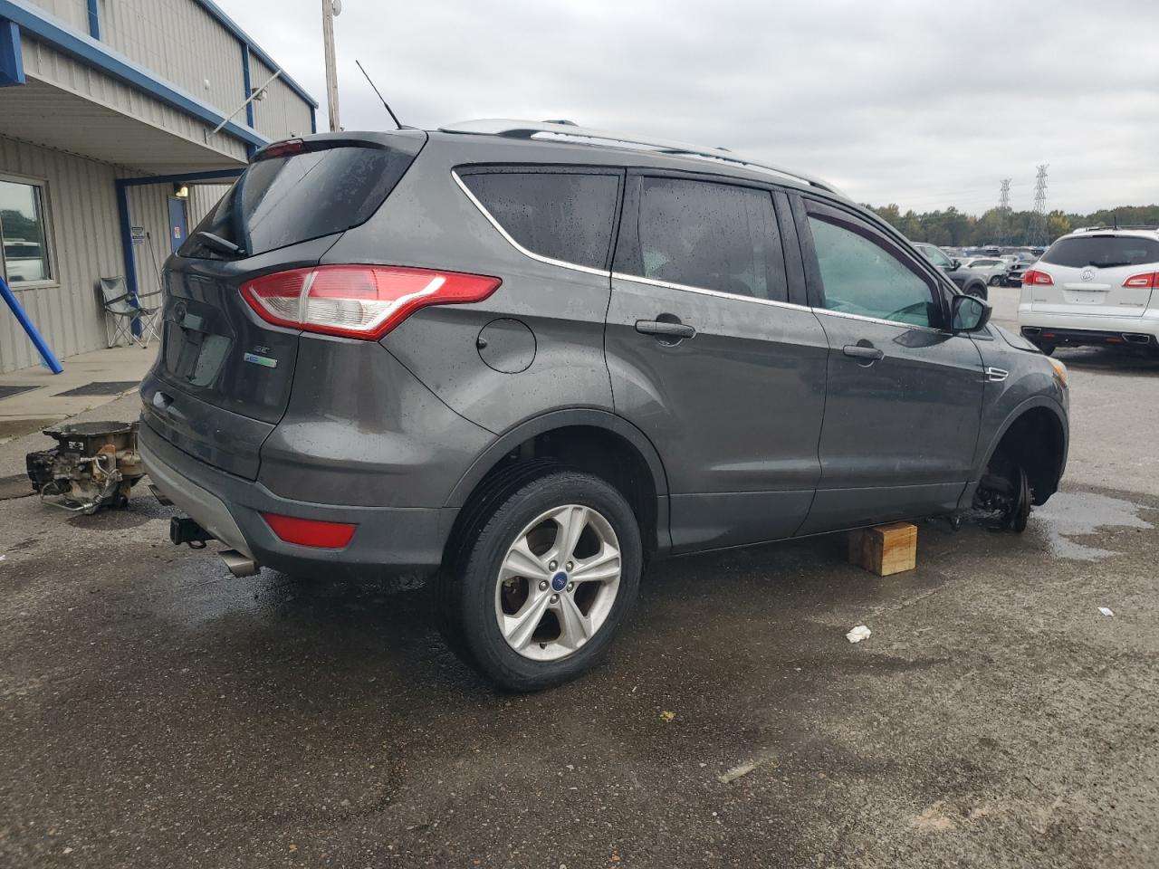 2015 FORD ESCAPE photo 3