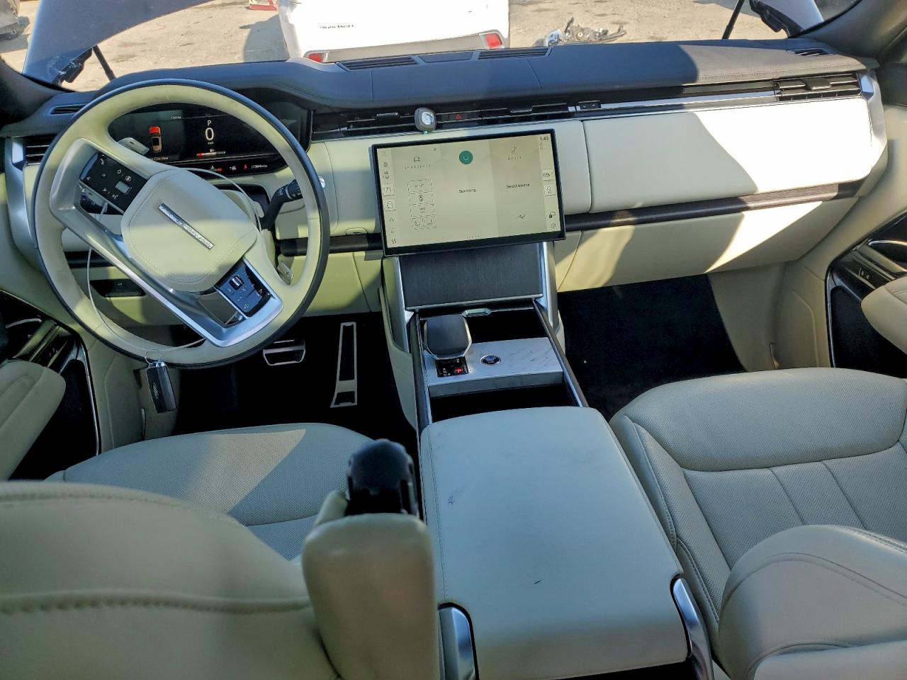 2024 LAND ROVER RANGE ROVER SE photo 8