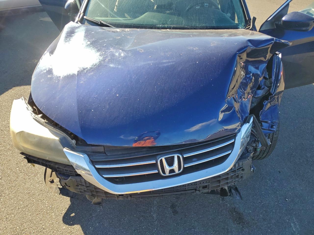 2015 HONDA ACCORD LX photo 21
