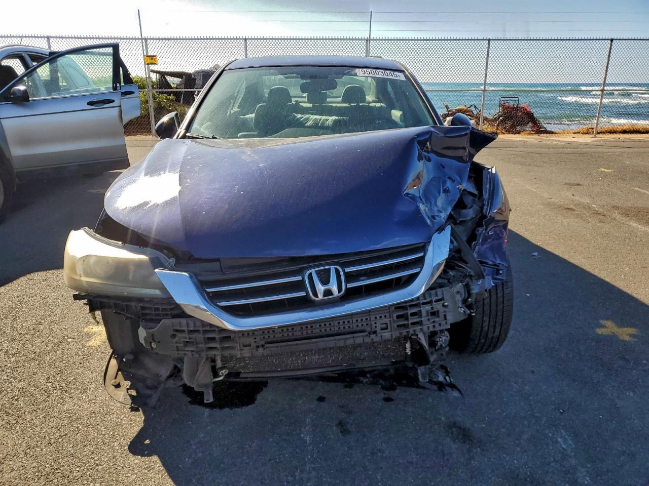 2015 HONDA ACCORD LX photo 9