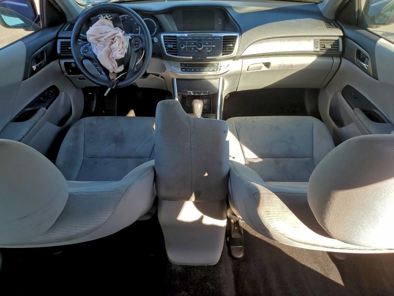 2015 HONDA ACCORD LX photo 15