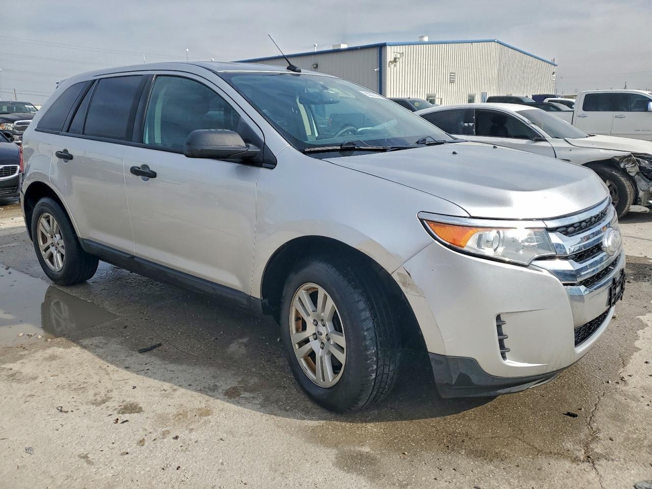 2012 FORD EDGE SE photo 4