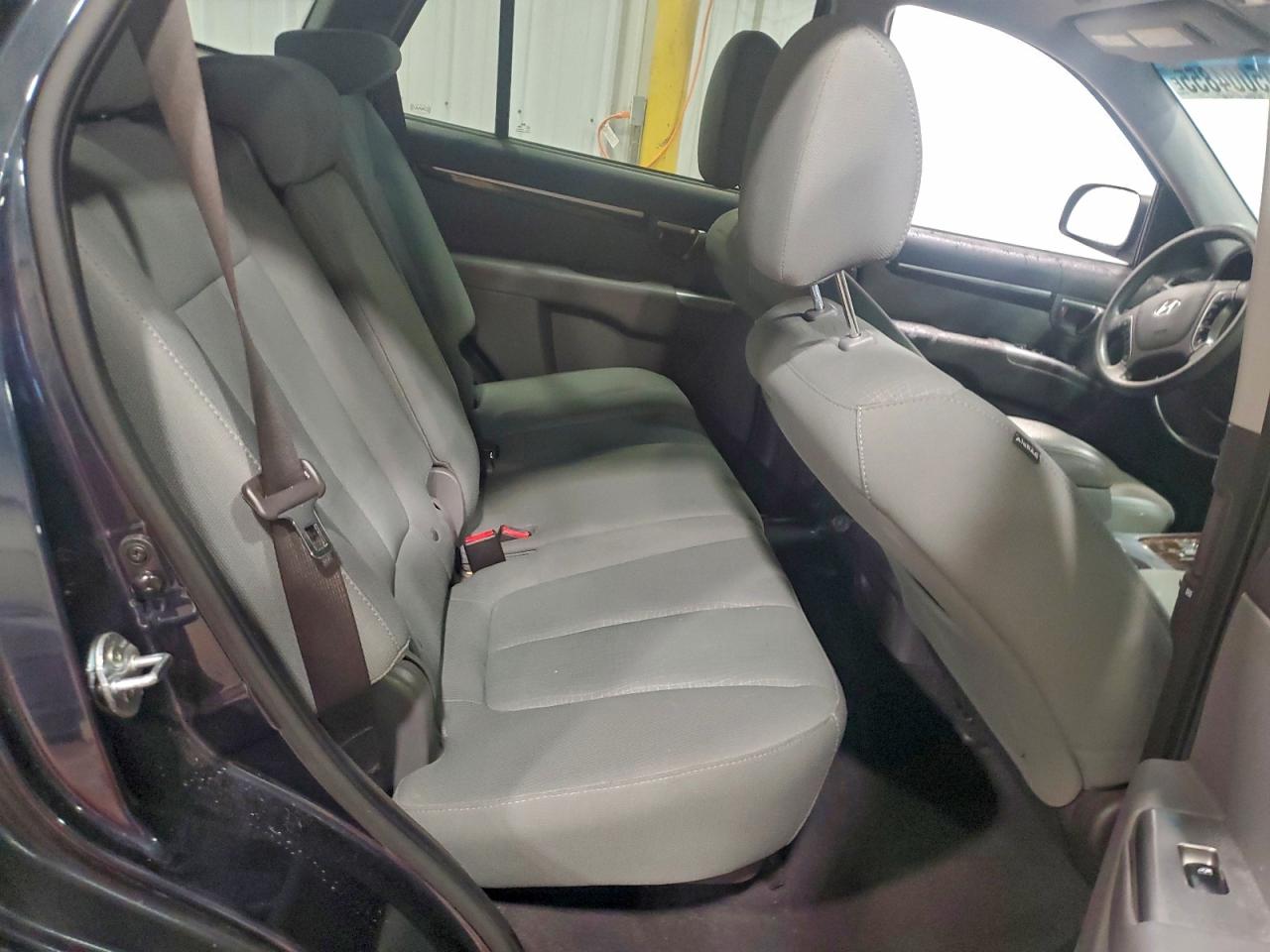 2012 HYUNDAI SANTA FE GLS photo 21
