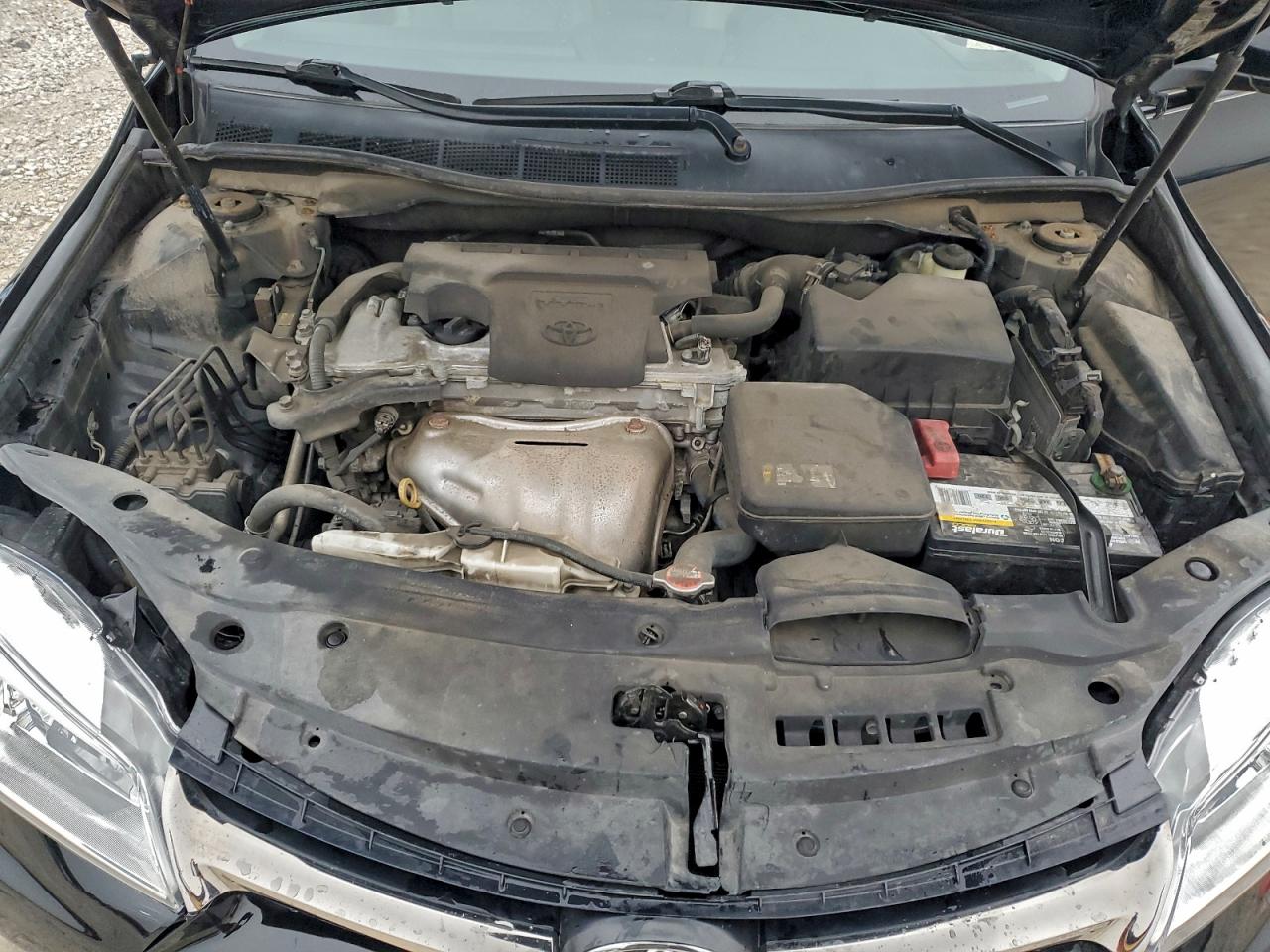 2016 TOYOTA CAMRY SE photo 21