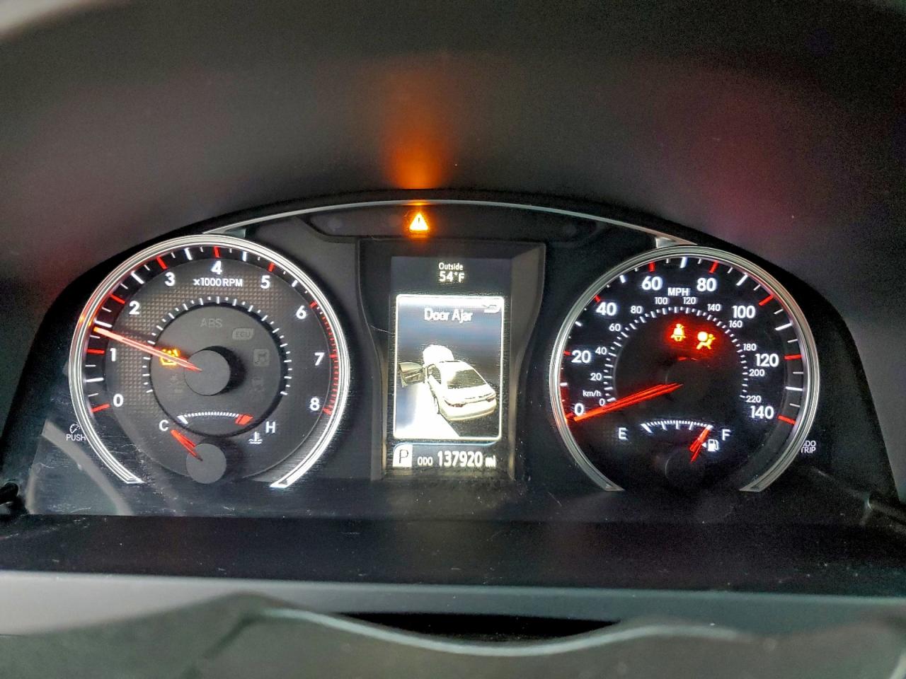 2016 TOYOTA CAMRY SE photo 17