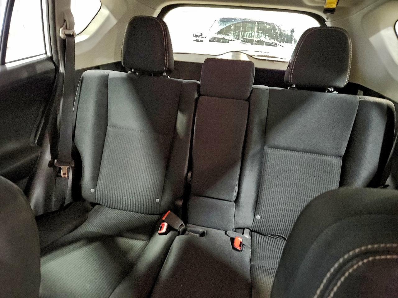 2013 TOYOTA RAV4 XLE photo 10