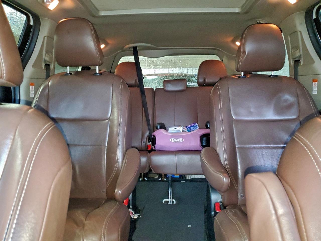 2017 TOYOTA SIENNA XLE photo 10