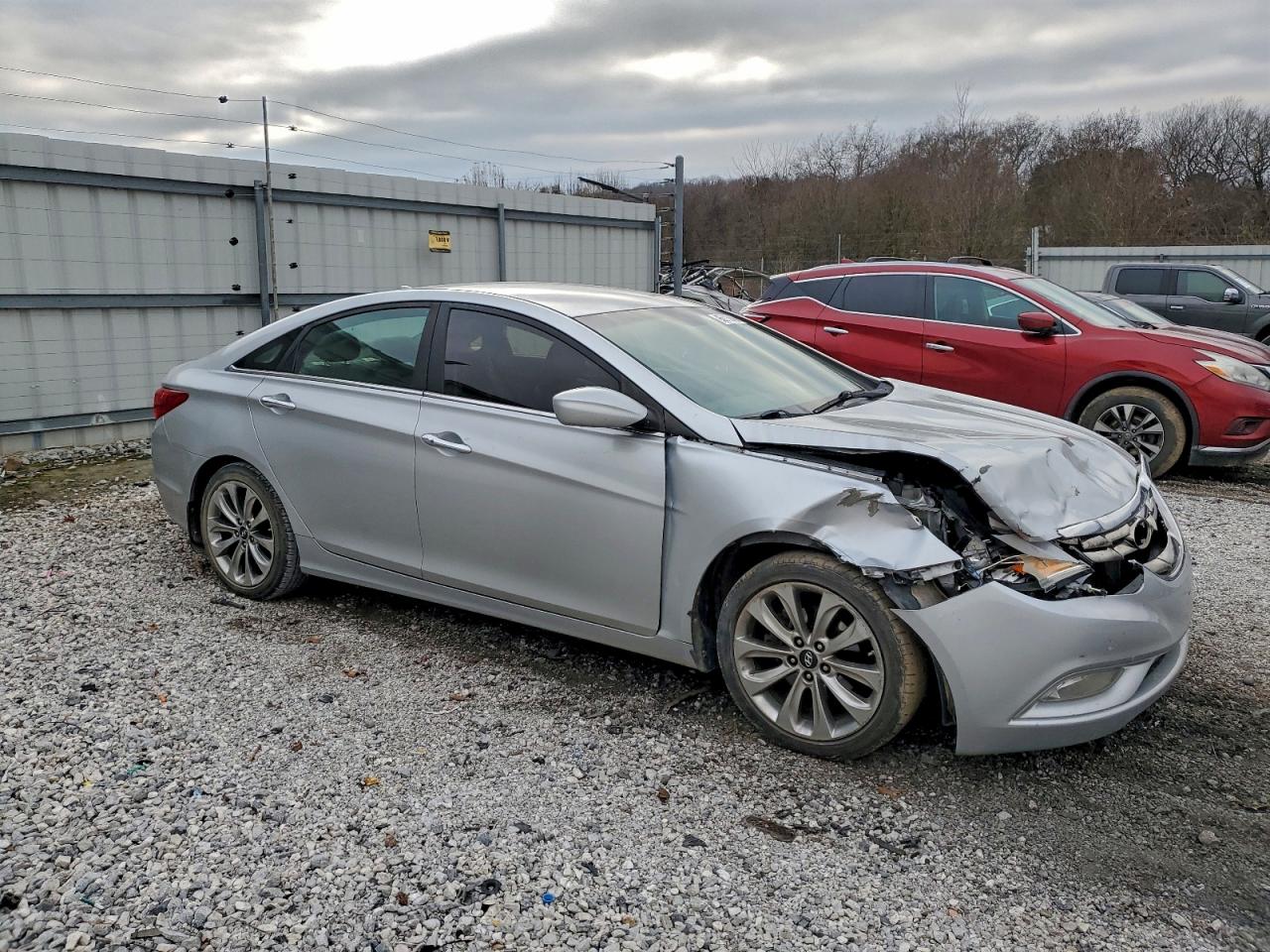 2013 HYUNDAI SONATA SE photo 4