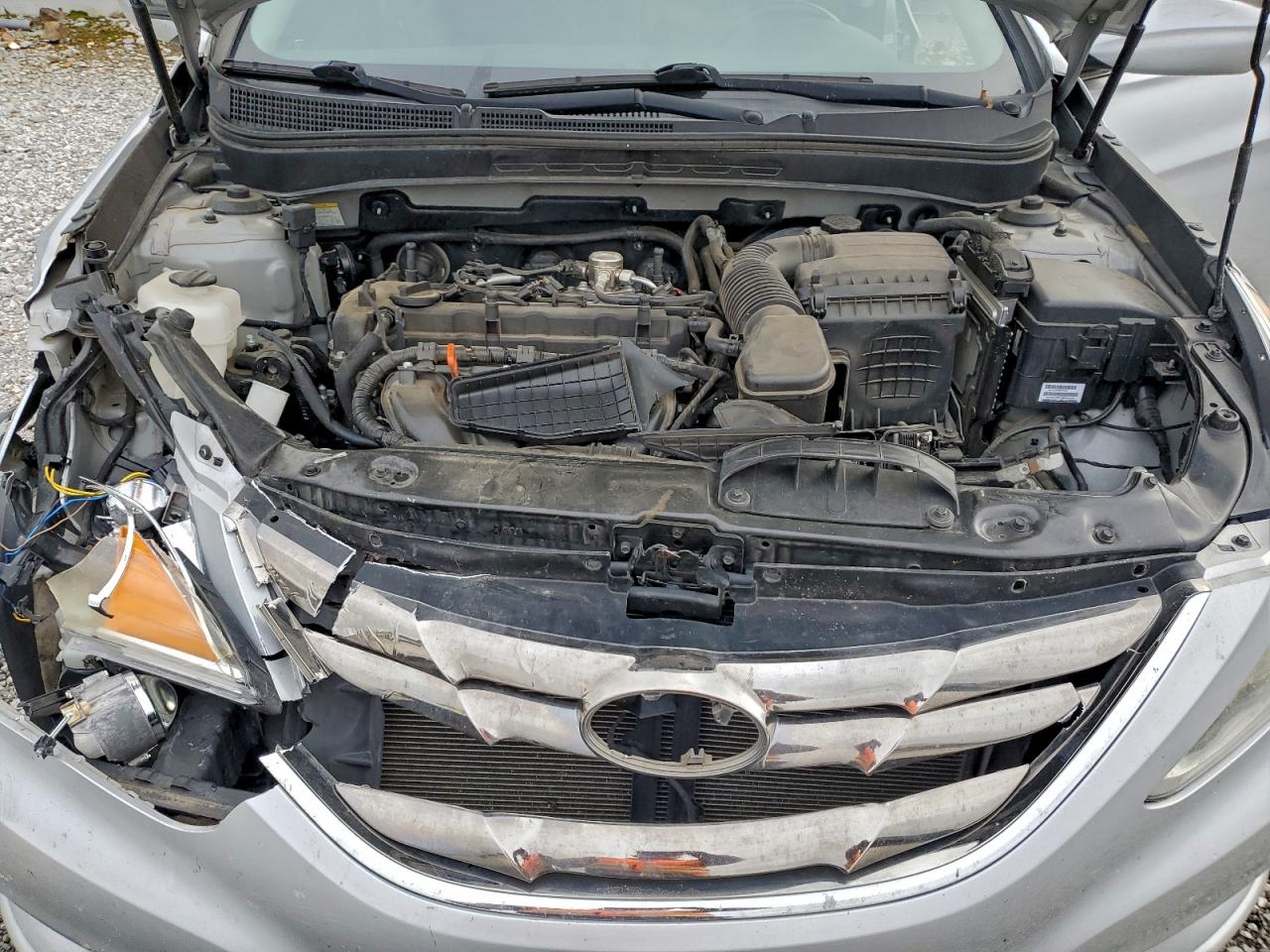 2013 HYUNDAI SONATA SE photo 11