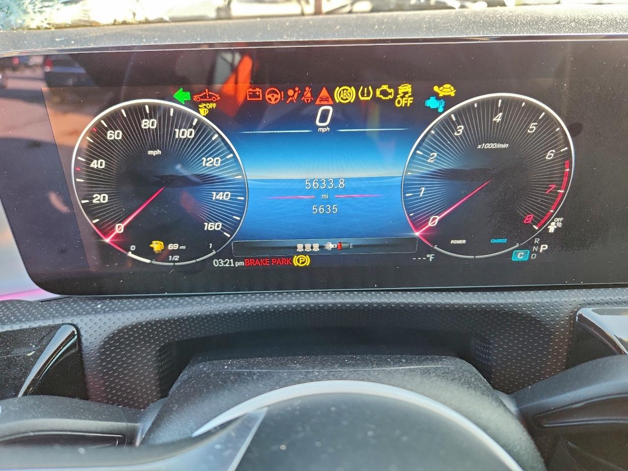 2025 MERCEDES-BENZ CLA 250 photo 9