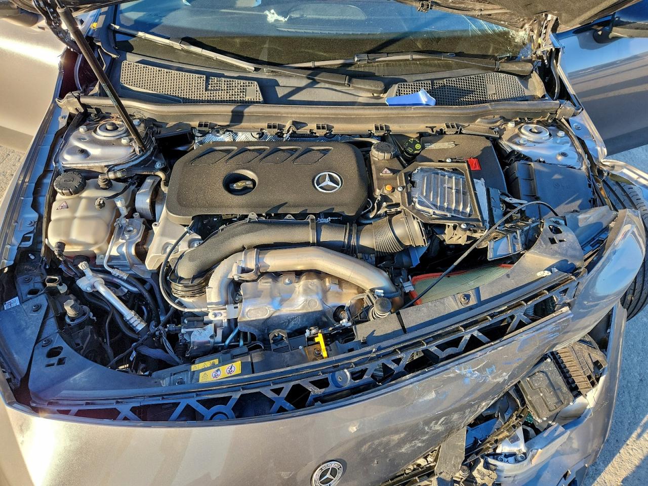 2025 MERCEDES-BENZ CLA 250 photo 11