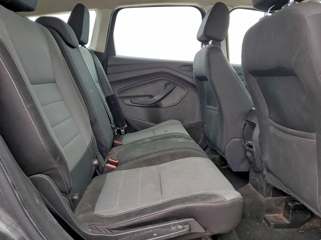 2017 FORD ESCAPE S photo 21