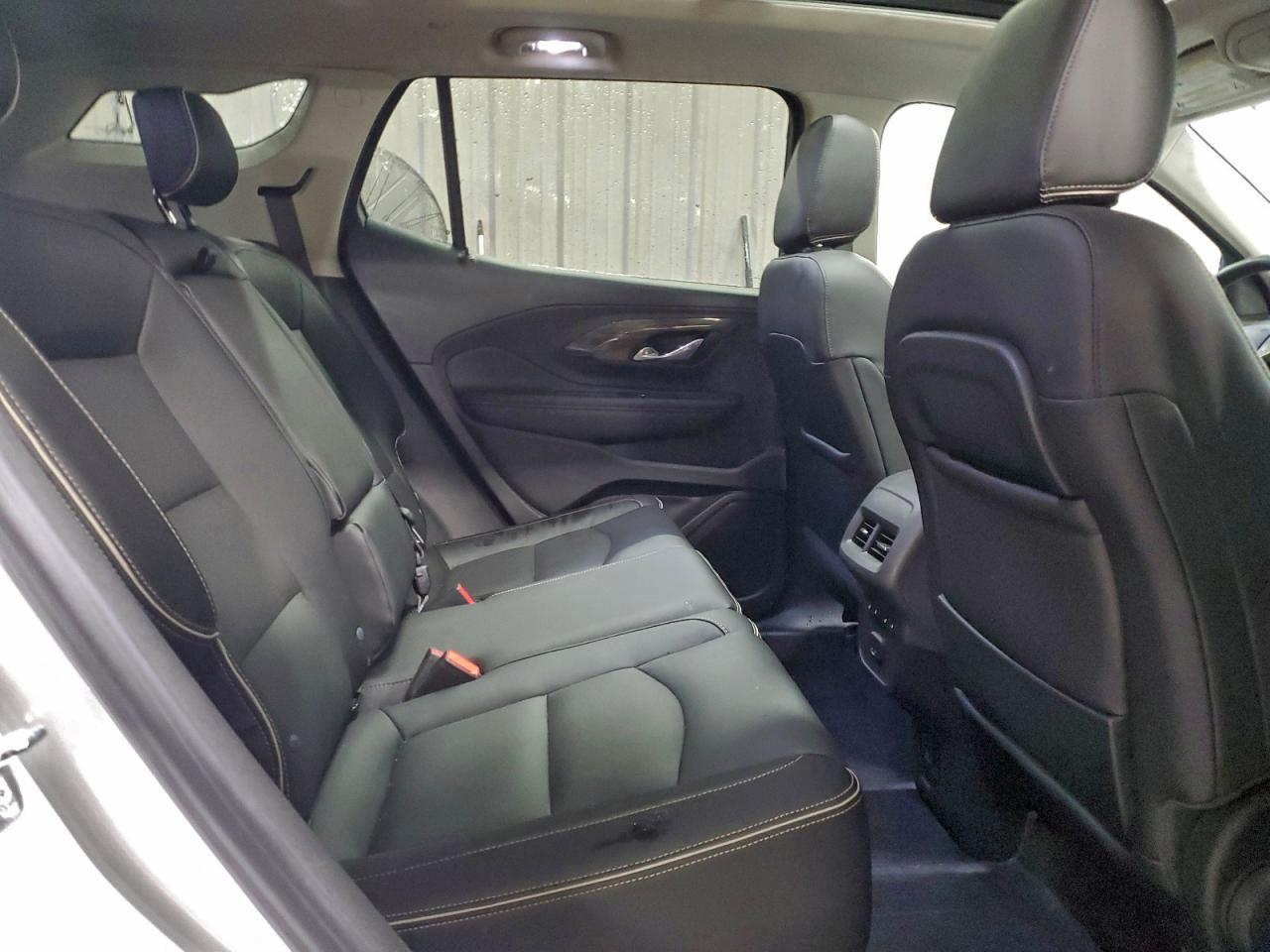 2020 GMC TERRAIN DENALI photo 19