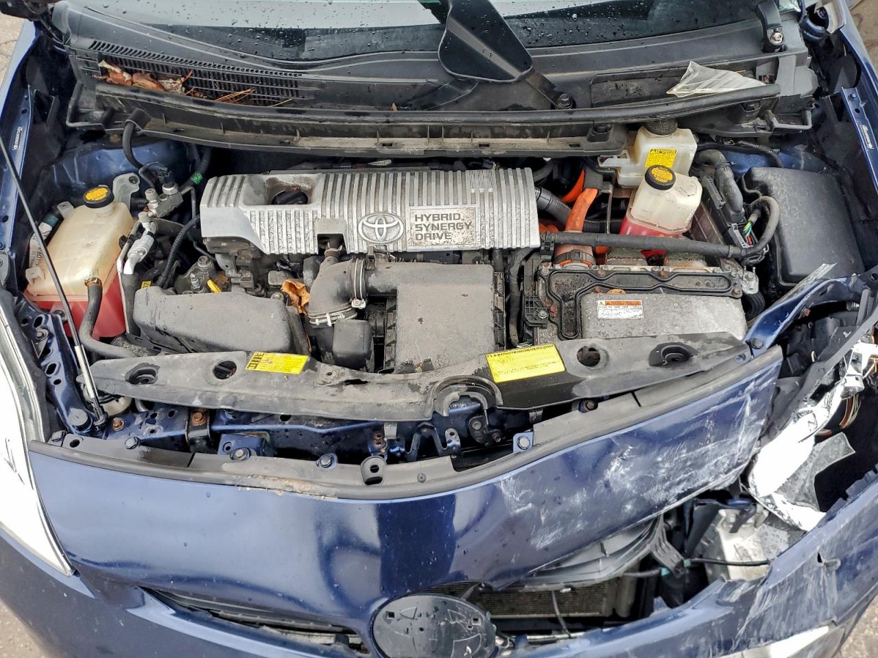 2012 TOYOTA PRIUS photo 11