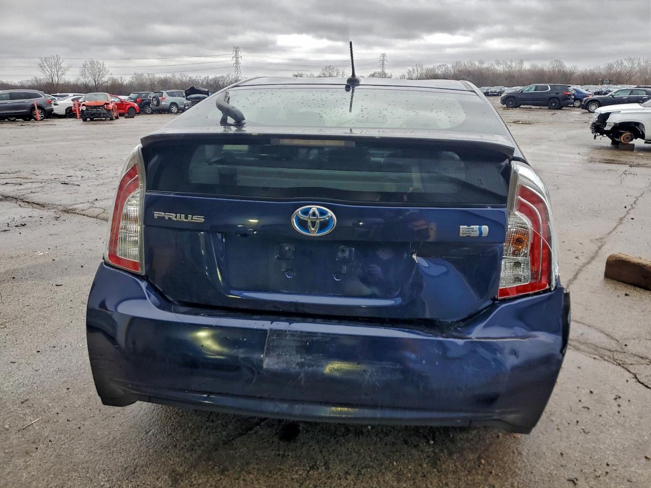 2012 TOYOTA PRIUS photo 6