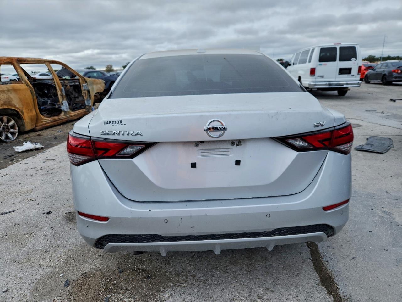 2022 NISSAN SENTRA SV photo 11