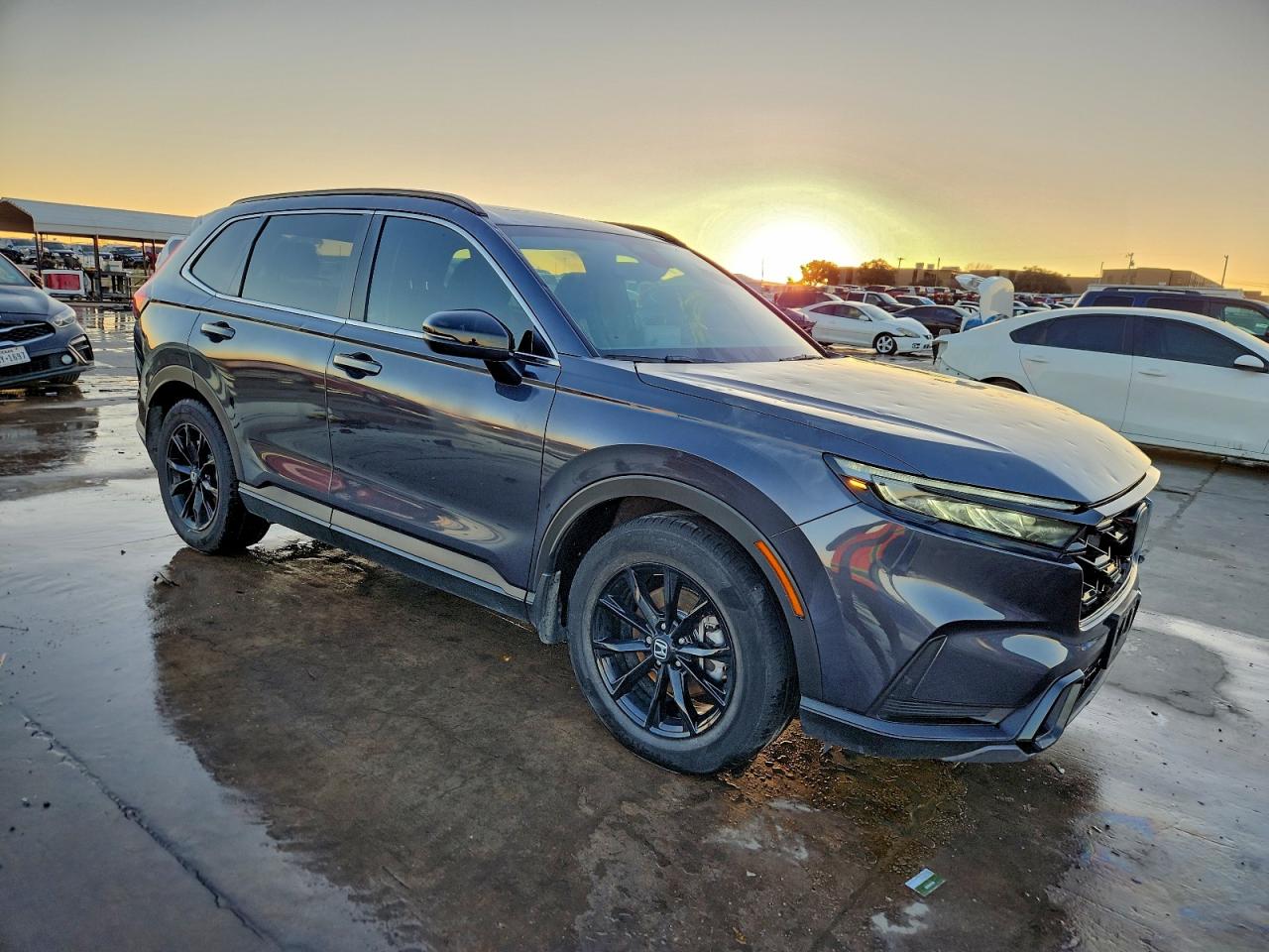 2025 HONDA CR-V SPORT photo 4