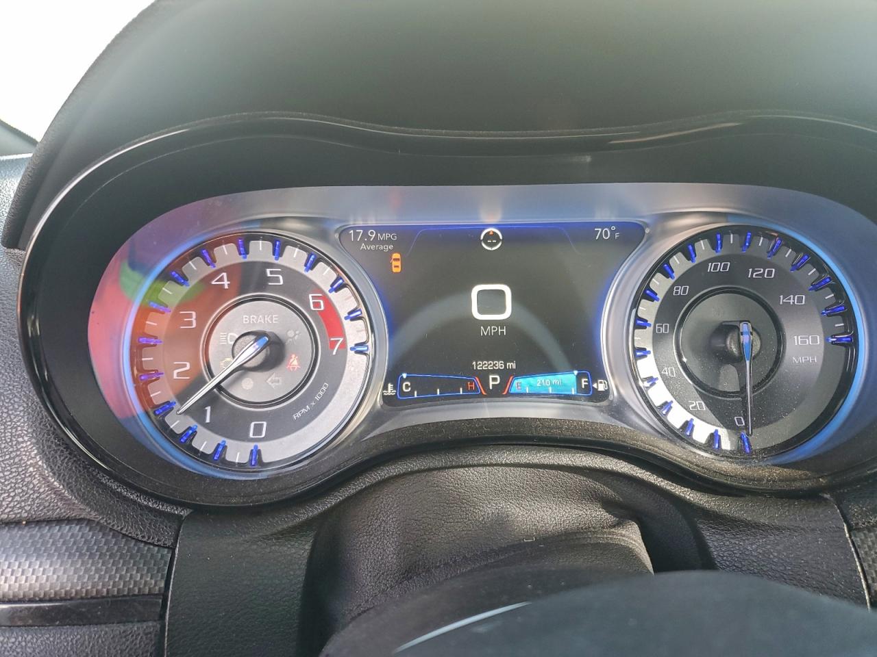 2016 CHRYSLER 300 S photo 9