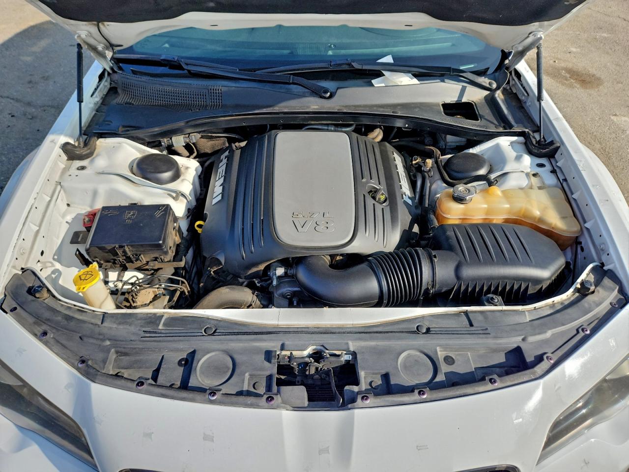 2016 CHRYSLER 300 S photo 11