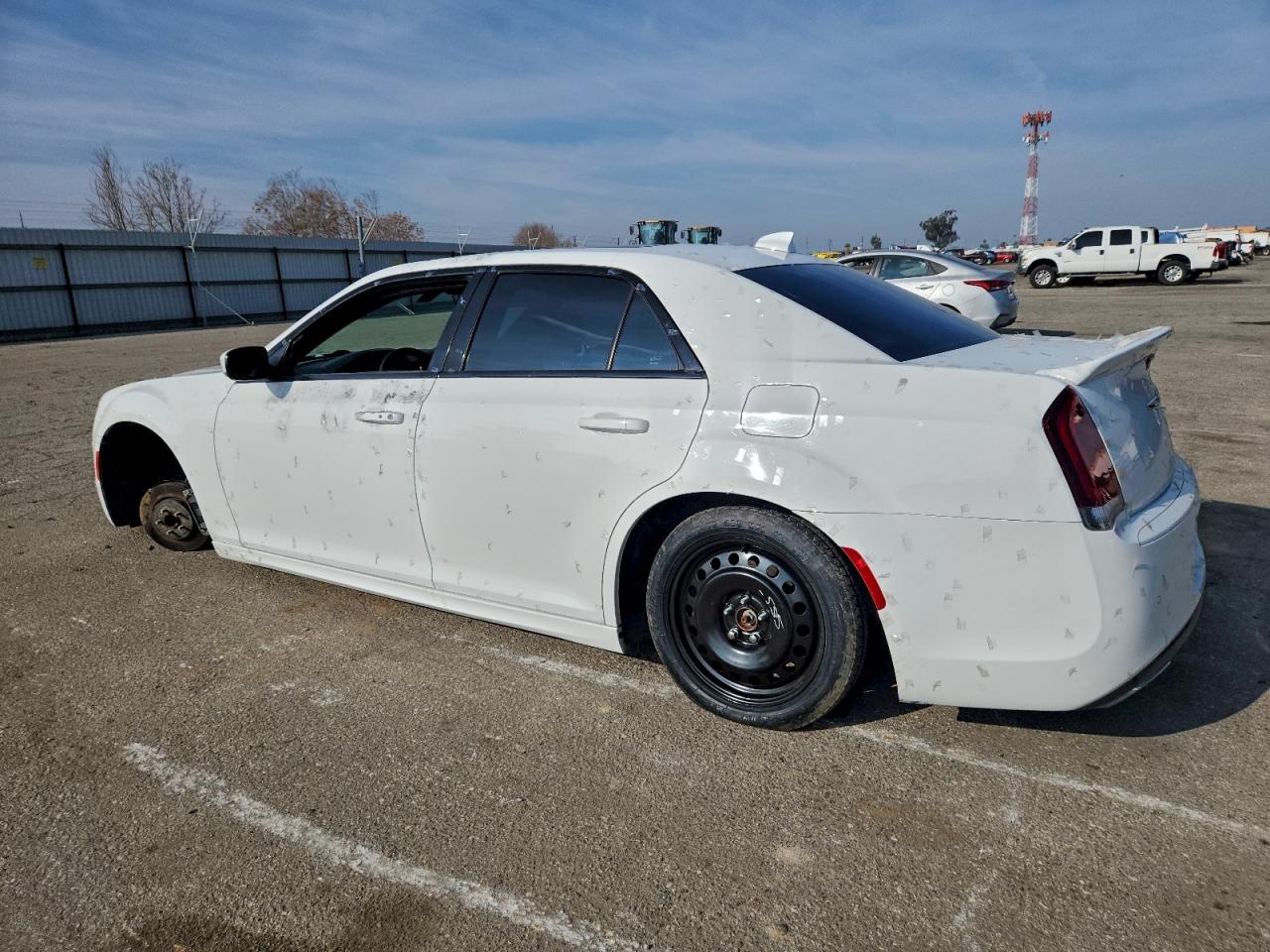 2016 CHRYSLER 300 S photo 2