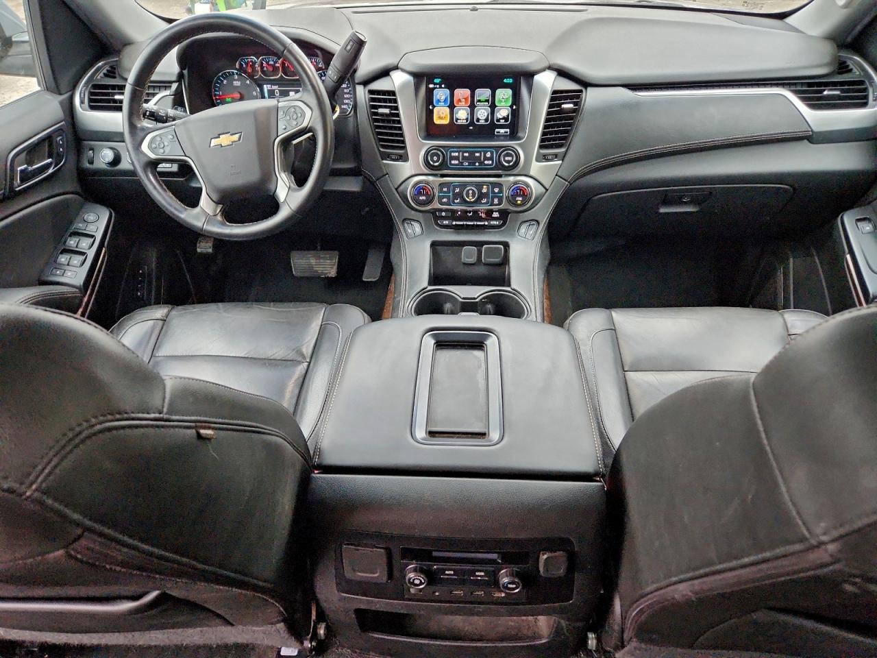 2018 CHEVROLET SUBURBAN K1500 LT photo 8