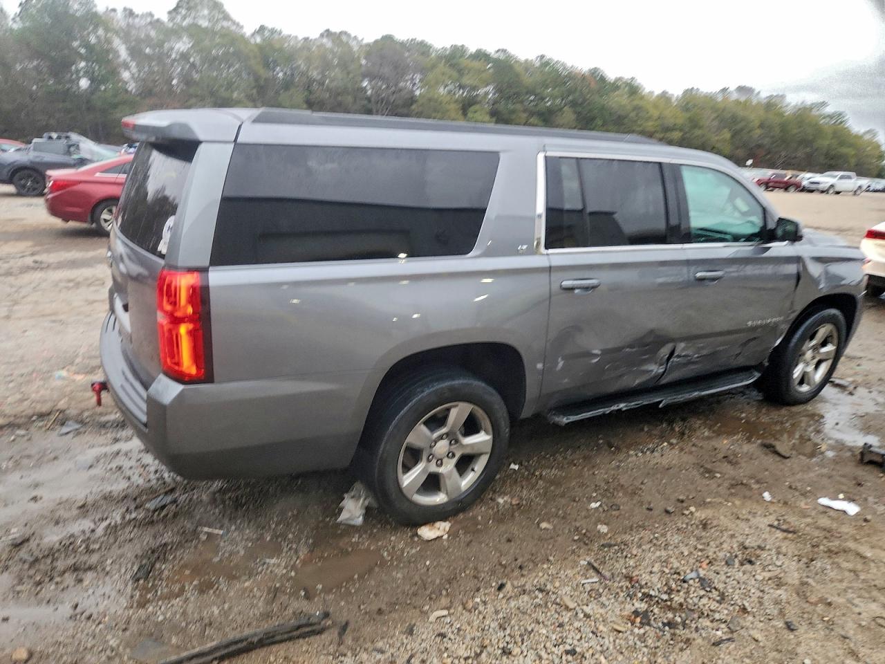 2018 CHEVROLET SUBURBAN K1500 LT photo 3