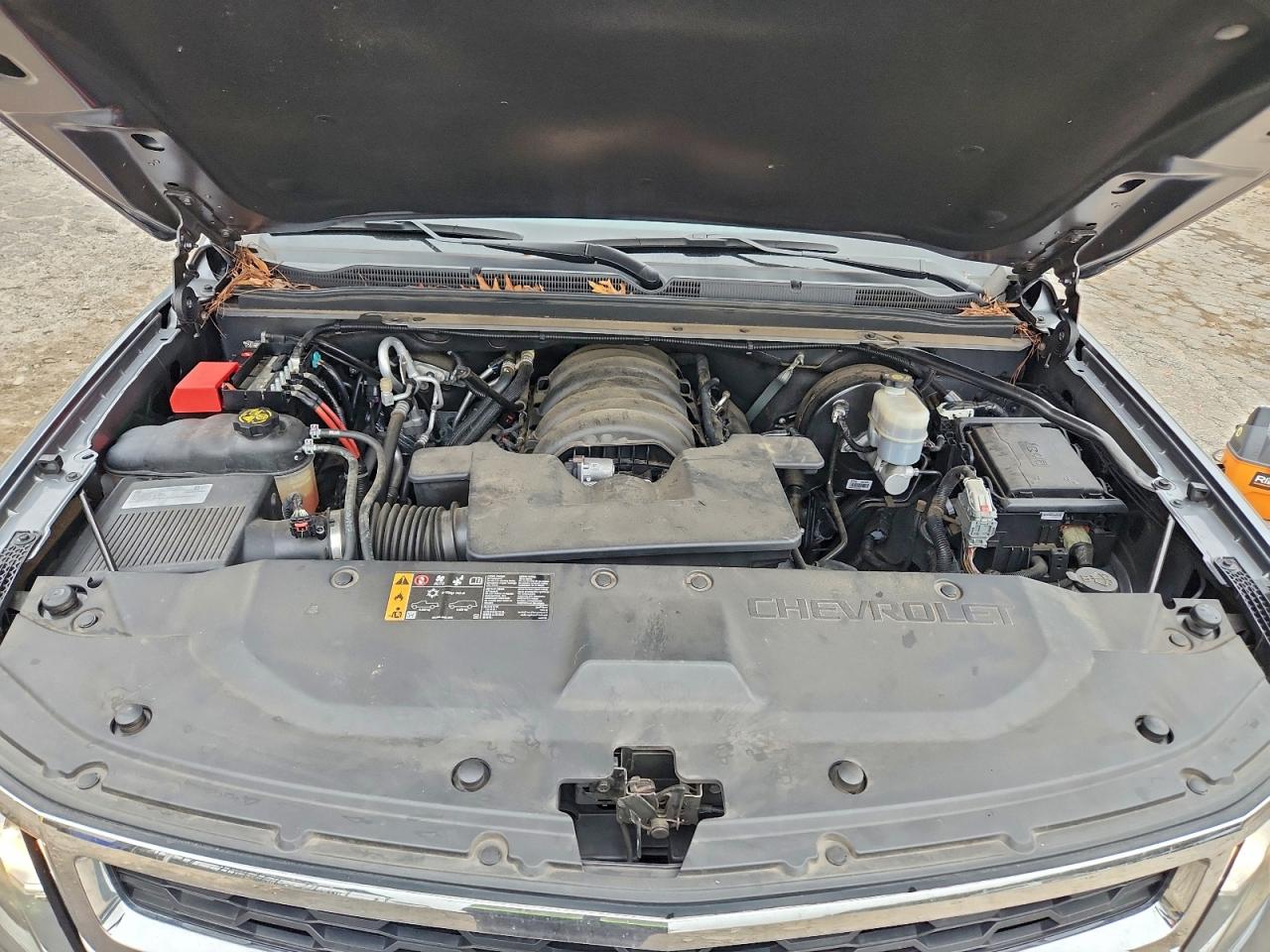 2018 CHEVROLET SUBURBAN K1500 LT photo 11