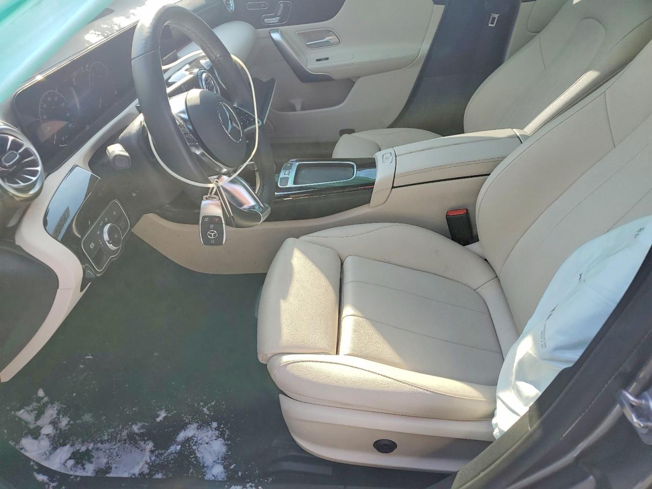 2025 MERCEDES-BENZ CLA 250 4MATIC photo 7