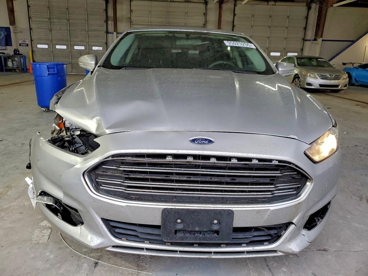2016 FORD FUSION SE photo 9