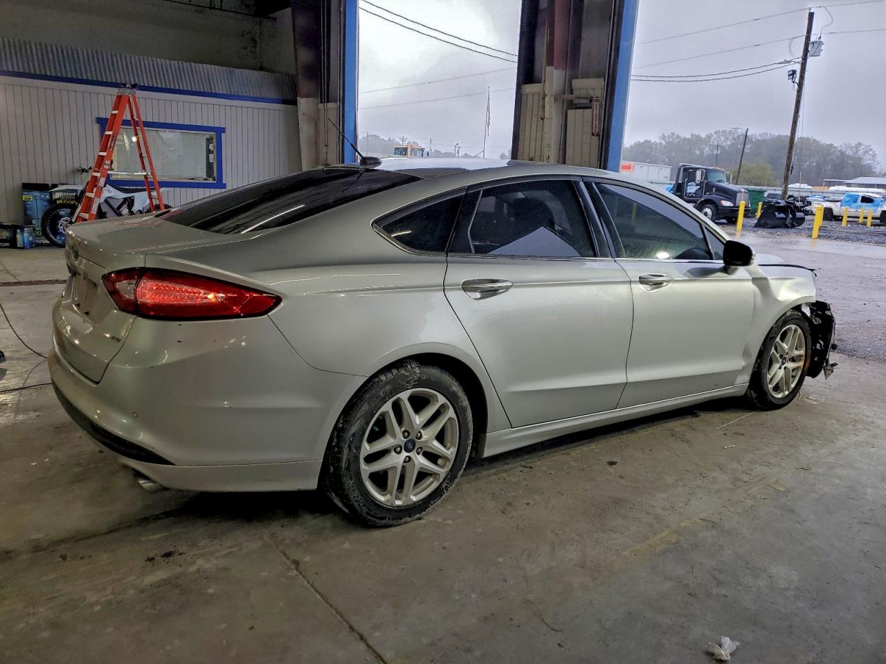 2016 FORD FUSION SE photo 5