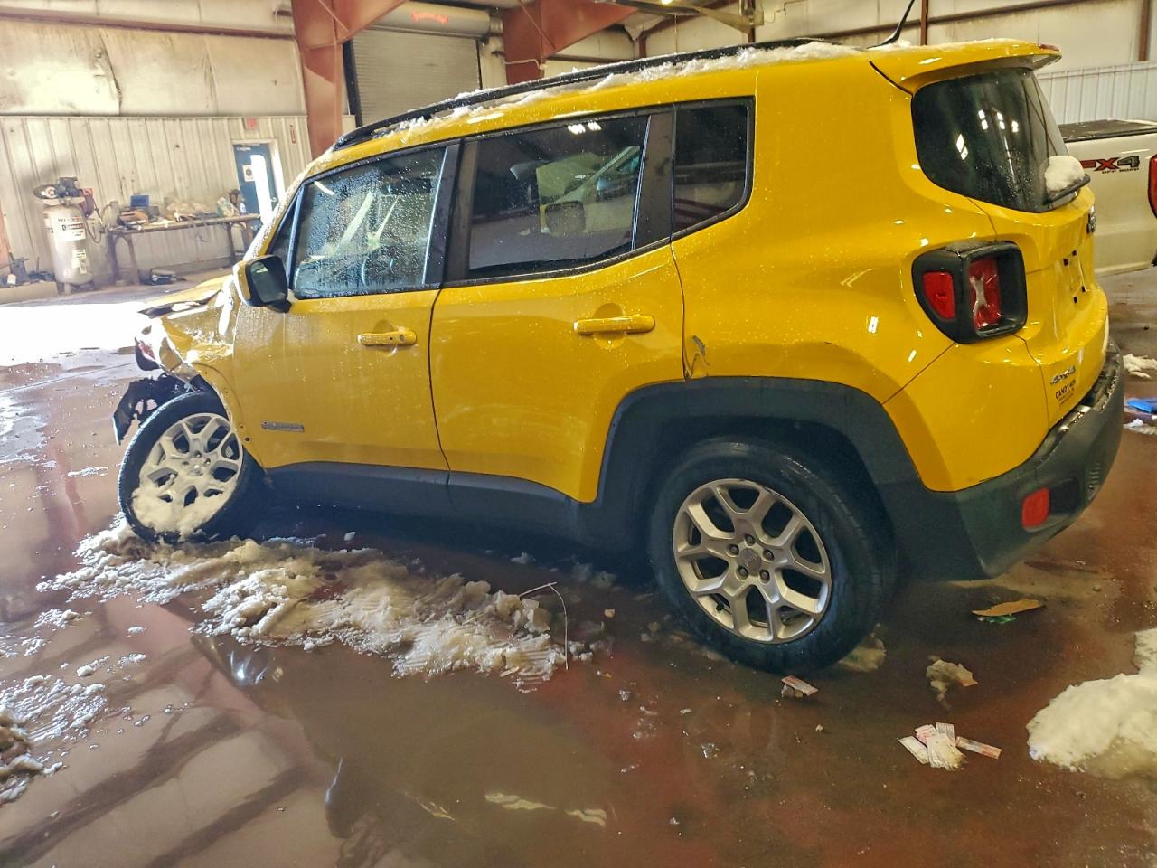 2017 JEEP RENEGADE LATITUDE photo 3