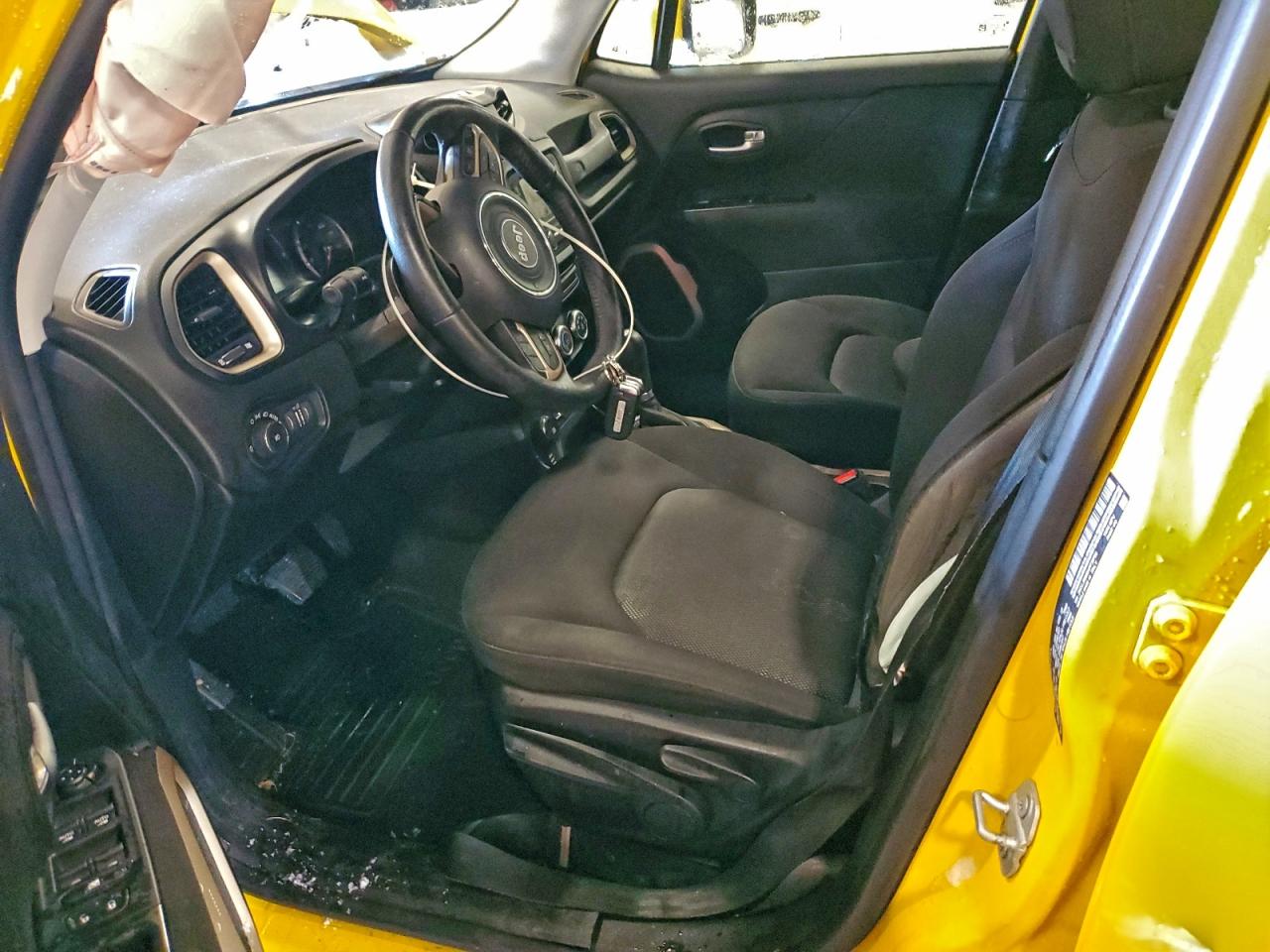 2017 JEEP RENEGADE LATITUDE photo 13