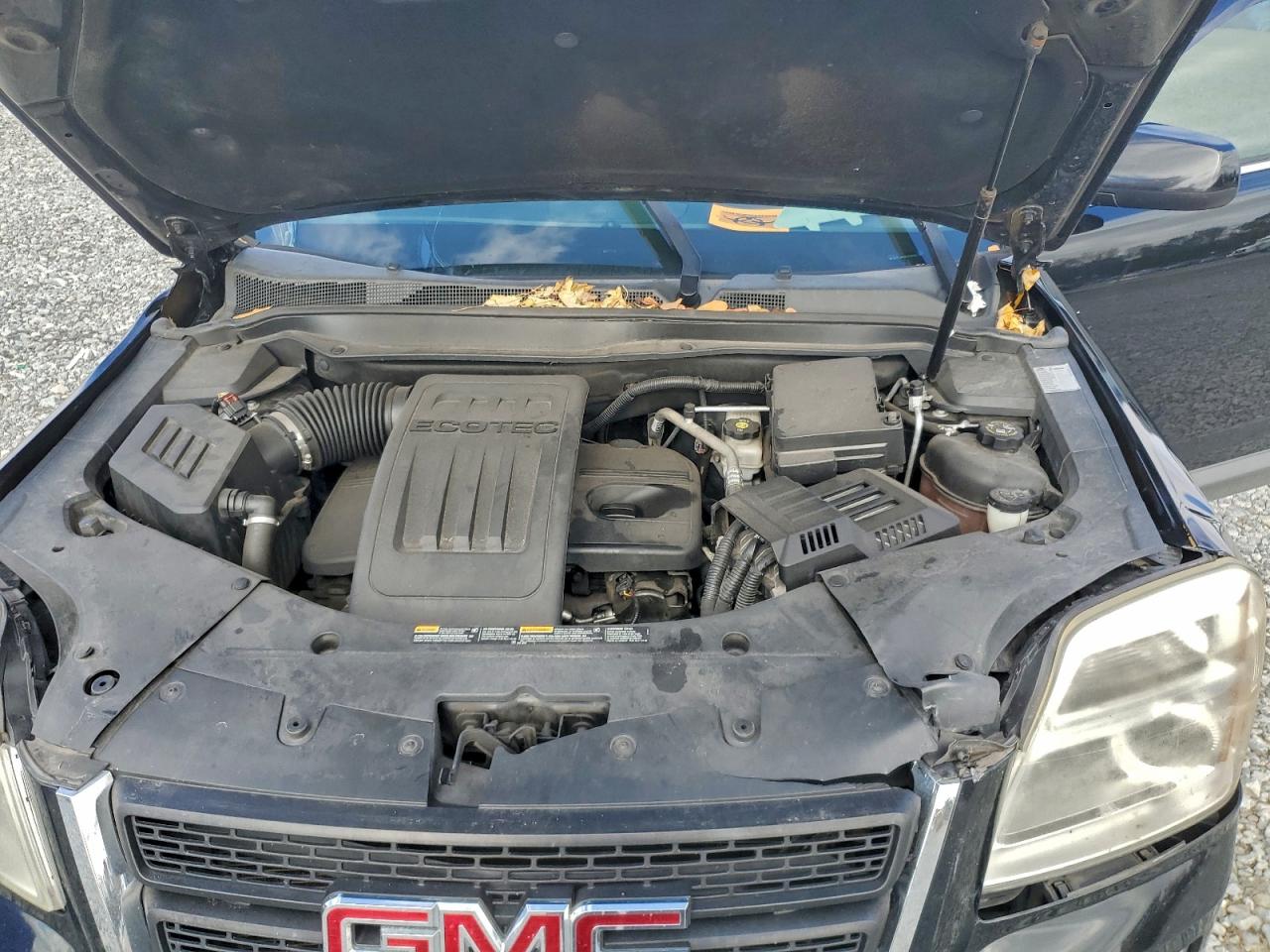 2015 GMC TERRAIN SLE photo 12