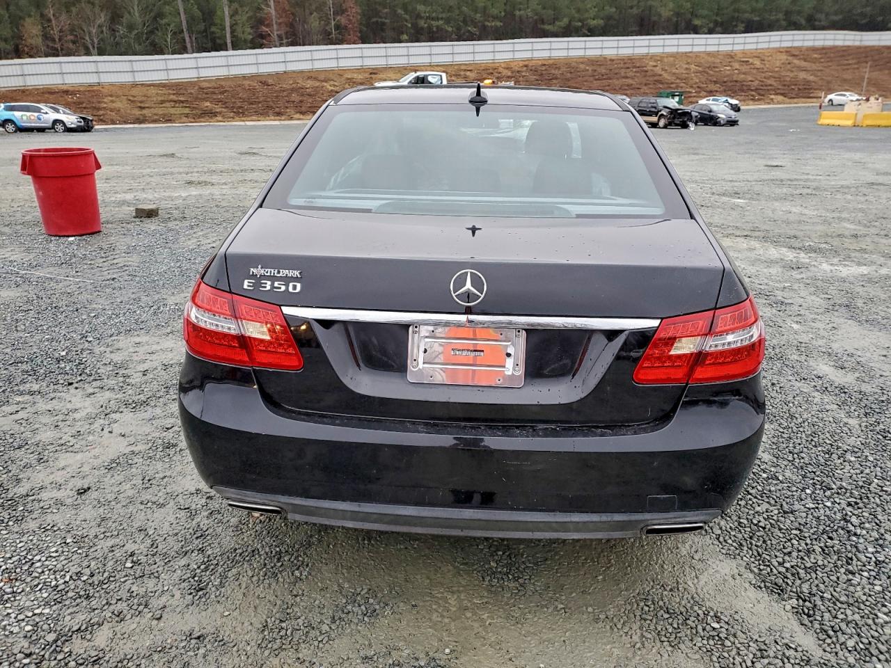 2011 MERCEDES-BENZ E 350 photo 11