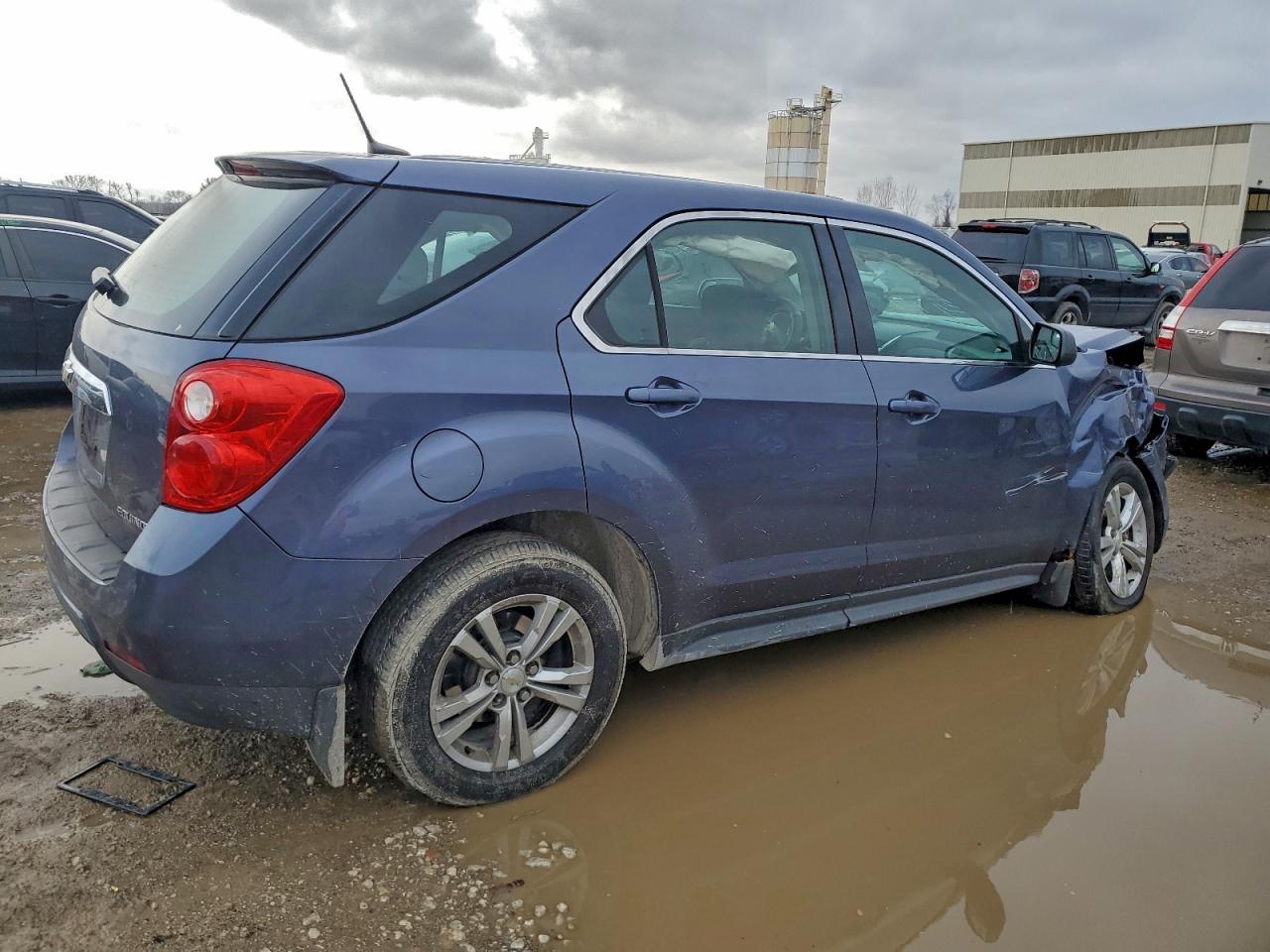 2013 CHEVROLET EQUINOX LS photo 3